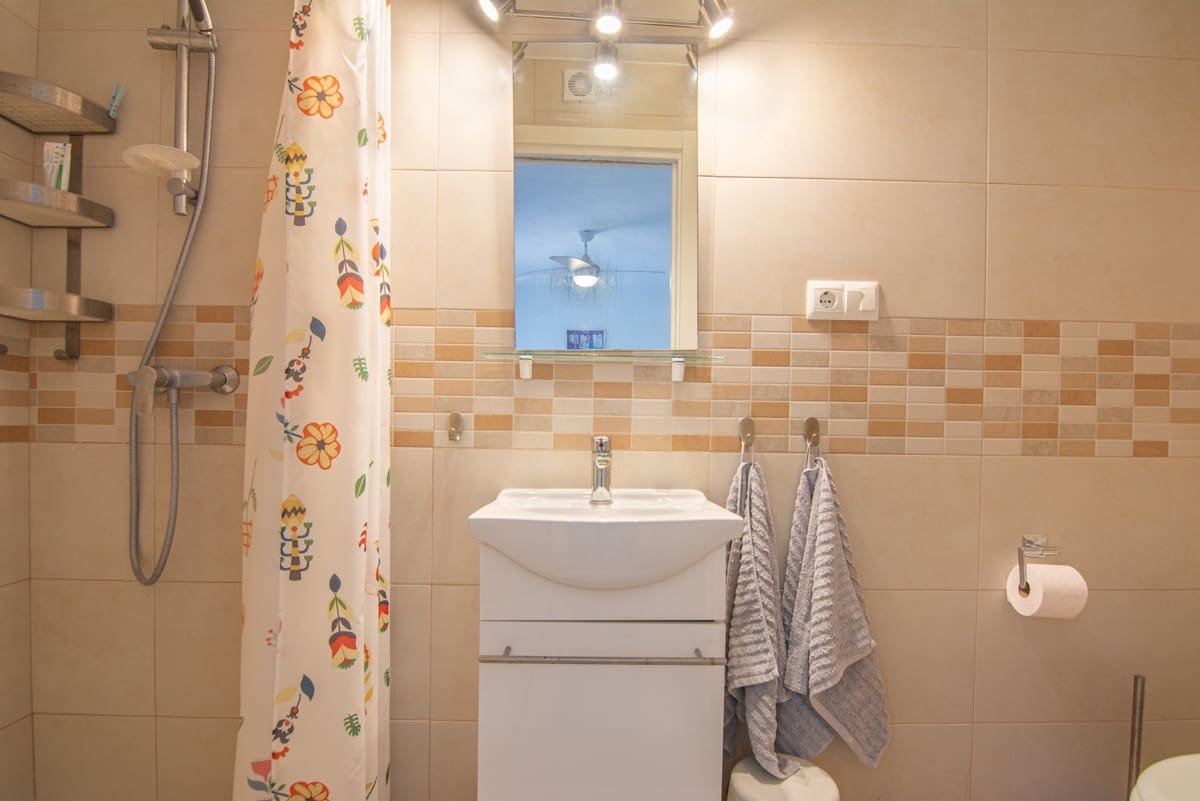 5 chambre Villa/Maison à vendre à Nerja avec piscine - 749 000 € (Ref: 9939483)