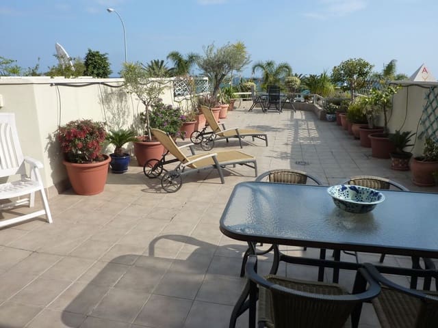 1 bedroom Apartment for sale in Burriana, Nerja with garage - € 525,000 (Ref: 9941783)