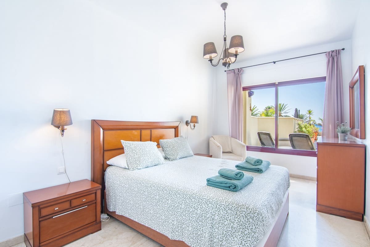 1 bedroom Apartment for sale in Nerja with garage - € 525,000 (Ref: 9941783)