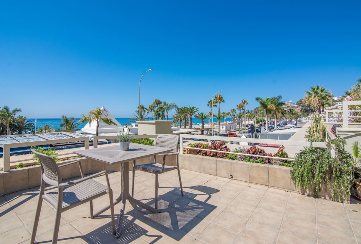 1 bedroom Apartment for sale in Nerja with garage - € 525,000 (Ref: 9941783)
