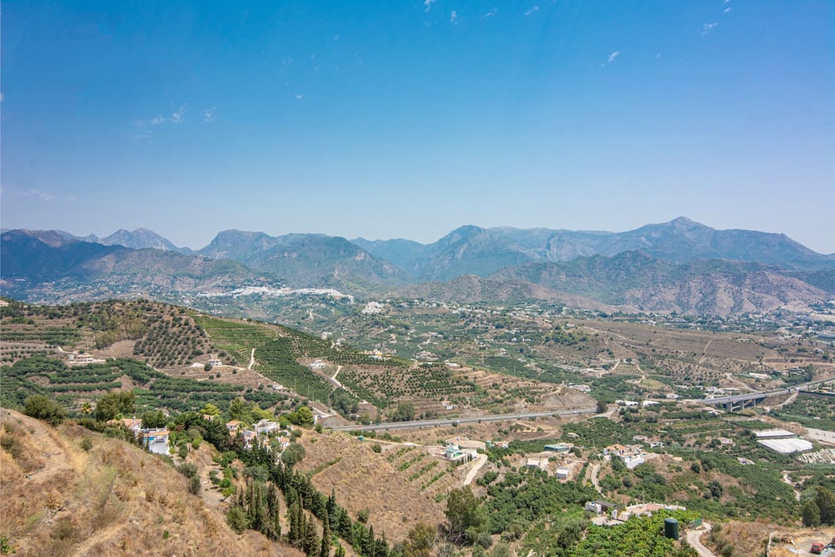3 slaapkamer Villa te koop in Nerja met zwembad garage - € 695.000 (Ref: 9996688)