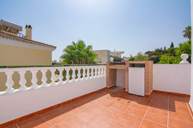 3 sovrum Hus till salu i Burriana, Nerja med pool garage - 439 000 € (Ref: 9998136)