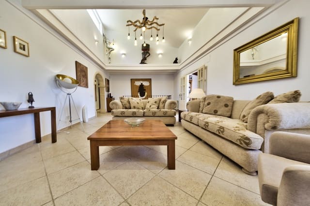 5 bedroom Villa for rent in Javea / Xàbia with pool - € 2,750 (Ref: 8465524)