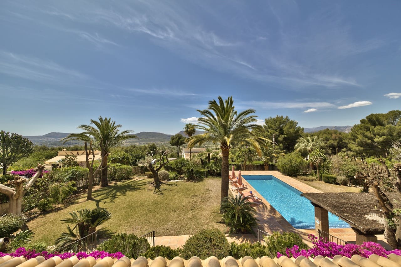 5 bedroom Villa for rent in Javea / Xabia with pool - € 2,750 (Ref: 8465524)