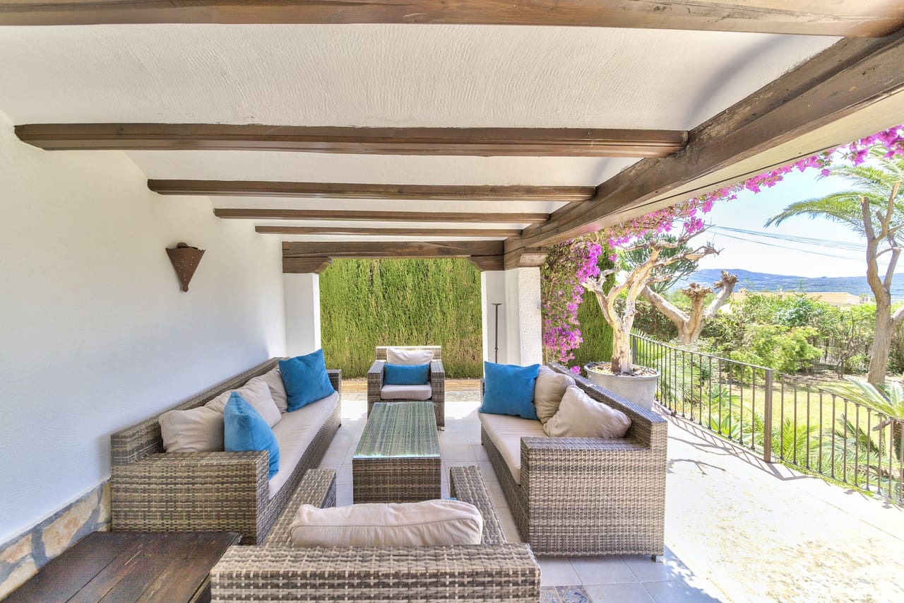 5 bedroom Villa for rent in Javea / Xabia with pool - € 2,750 (Ref: 8465524)