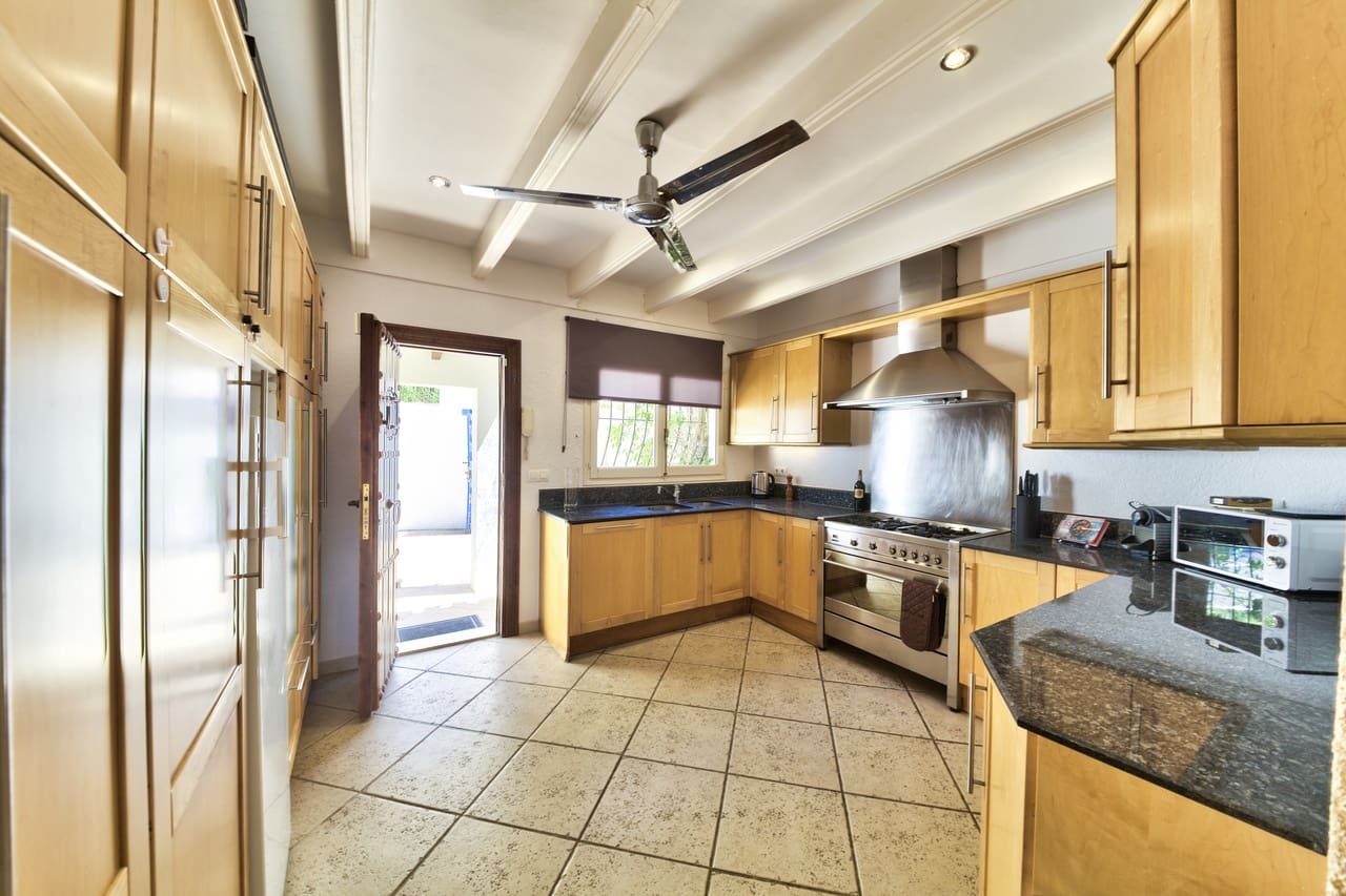 5 bedroom Villa for rent in Javea / Xabia with pool - € 2,750 (Ref: 8465524)