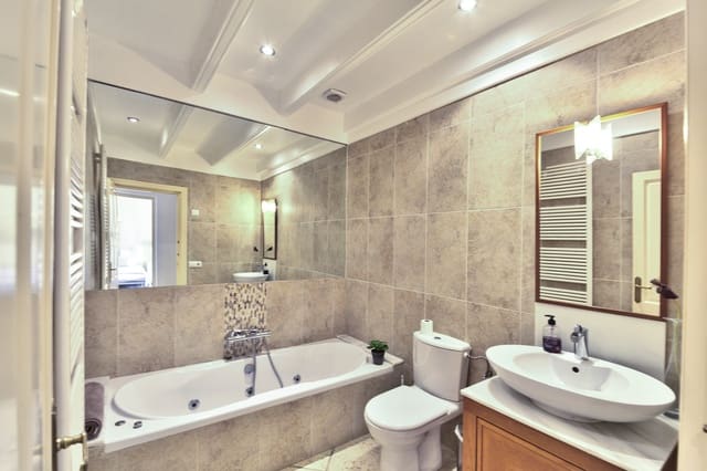 5 bedroom Villa for rent in Javea / Xàbia with pool - € 2,750 (Ref: 8465524)