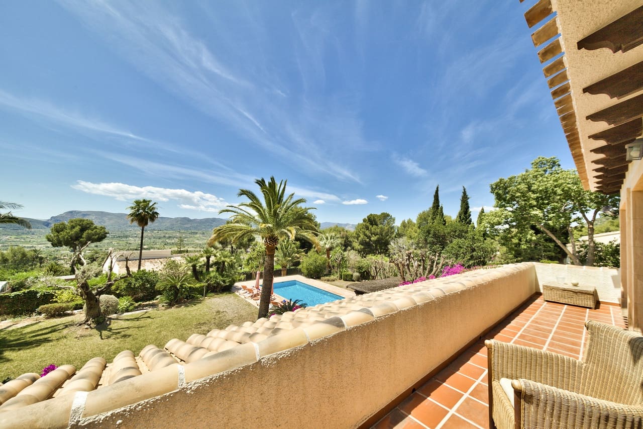 5 bedroom Villa for rent in Javea / Xabia with pool - € 2,750 (Ref: 8465524)