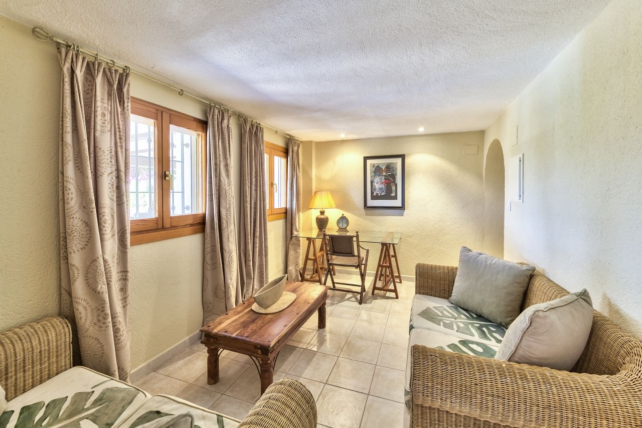 5 bedroom Villa for rent in Javea / Xabia with pool - € 2,750 (Ref: 8465524)