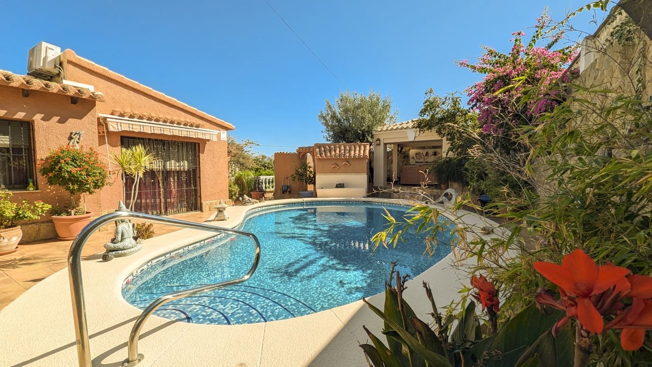 4 soverom Villa til salgs i Orba - € 599 000 (Ref: 8477134)