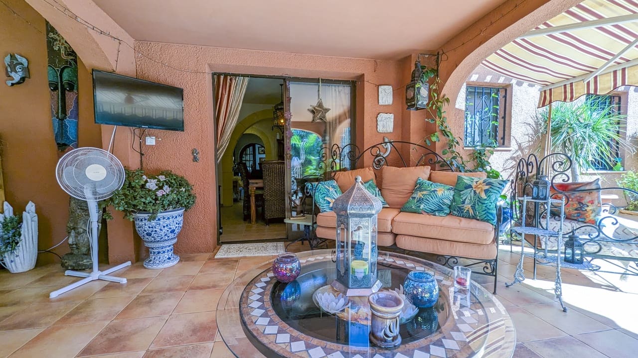 4 soverom Villa til salgs i Orba - € 599 000 (Ref: 8477134)