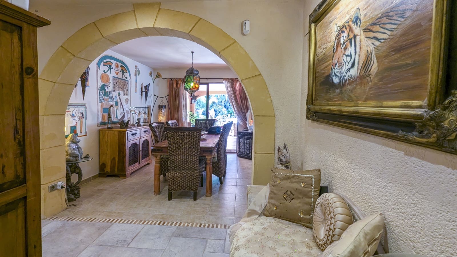 Chalet de 4 habitaciones en Orba en venta con piscina - 599.000 € (Ref: 8477134)