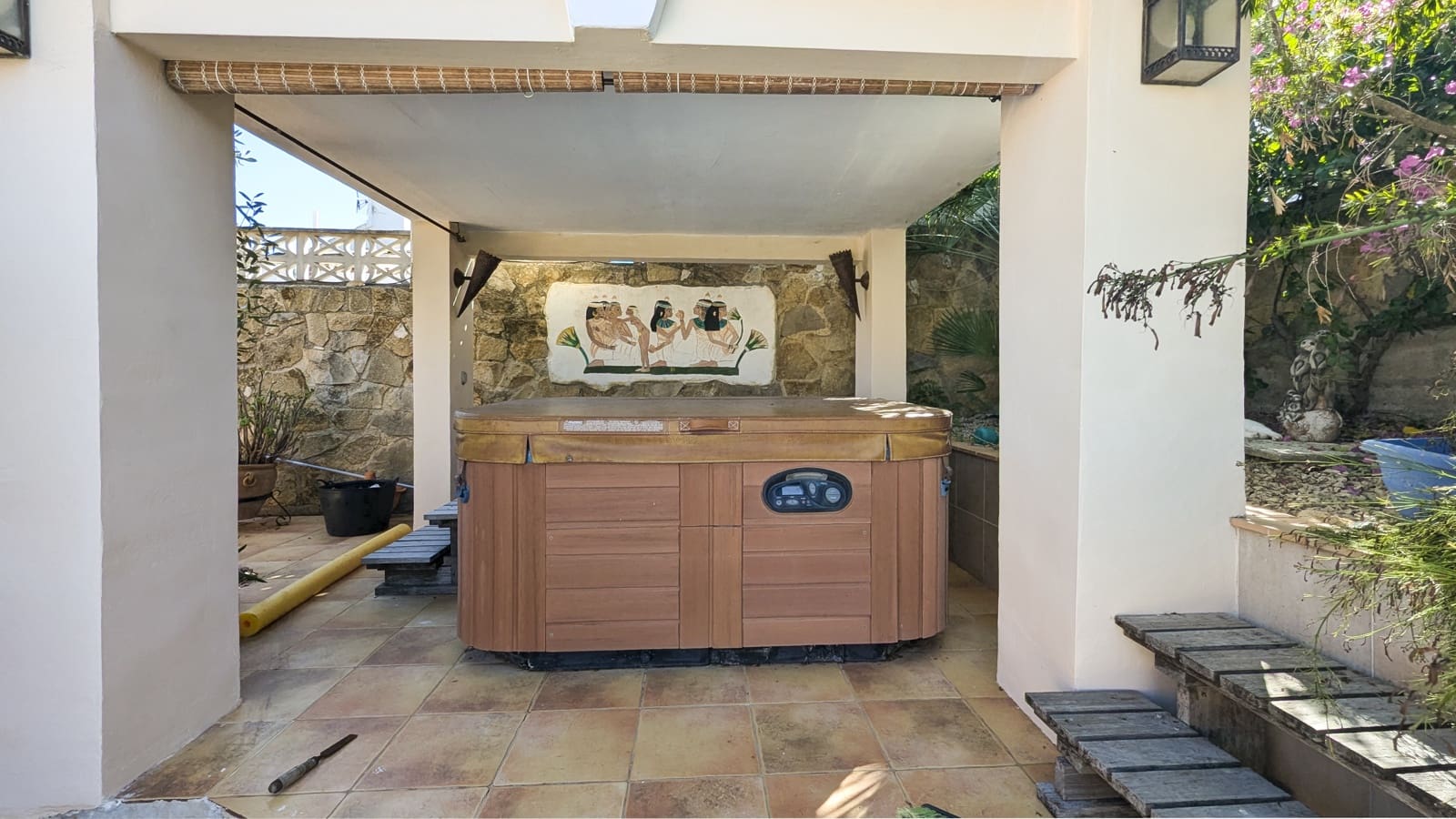 Chalet de 4 habitaciones en Orba en venta con piscina - 599.000 € (Ref: 8477134)