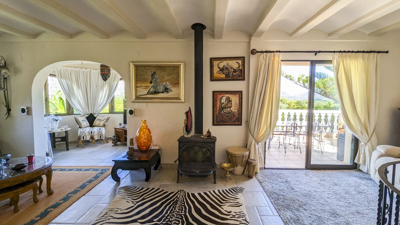 Chalet de 4 habitaciones en Orba en venta con piscina - 599.000 € (Ref: 8477134)