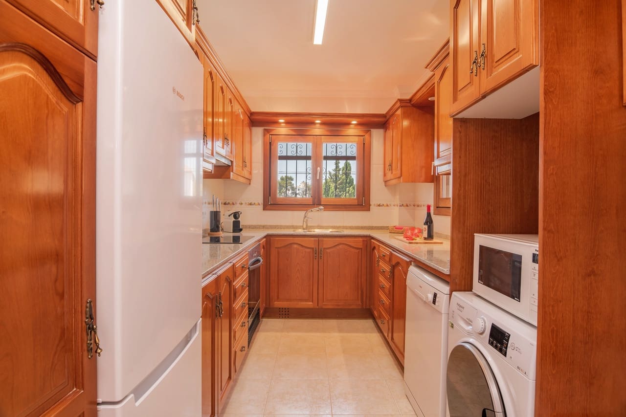 3 bedroom Villa for sale in Javea / Xabia with pool - € 3,500,000 (Ref: 8543933)