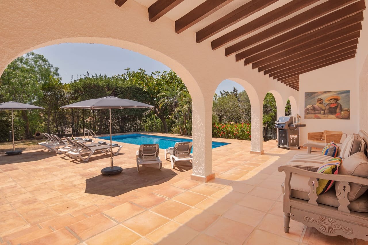 3 bedroom Villa for sale in Javea / Xabia with pool - € 3,500,000 (Ref: 8543933)