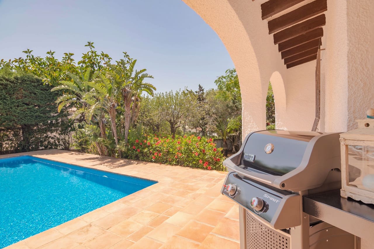 3 bedroom Villa for sale in Javea / Xabia with pool - € 3,500,000 (Ref: 8543933)