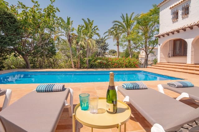 3 soveværelse Villa til salg i Javea / Xàbia med swimmingpool - € 3.500.000 (Ref: 8543933)