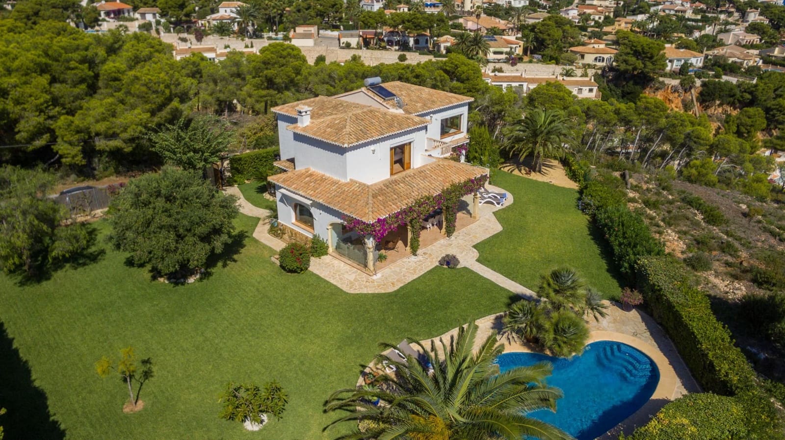 4 makuuhuone Huvila myytävänä paikassa Javea / Xabia mukana uima-altaan - 3 500 000 € (Ref: 8543934)