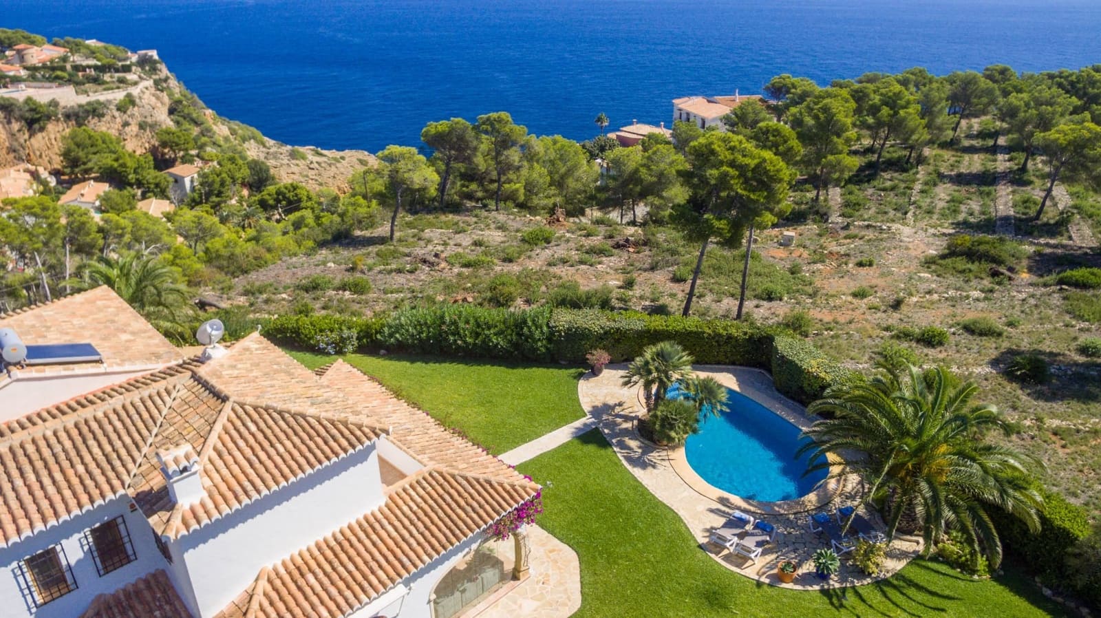 4 makuuhuone Huvila myytävänä paikassa Javea / Xabia mukana uima-altaan - 3 500 000 € (Ref: 8543934)