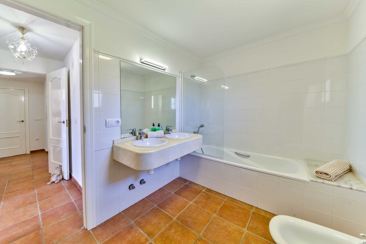 4 makuuhuone Huvila vuokrattavana paikassa Javea / Xabia mukana uima-altaan - 2 500 € (Ref: 8824458)