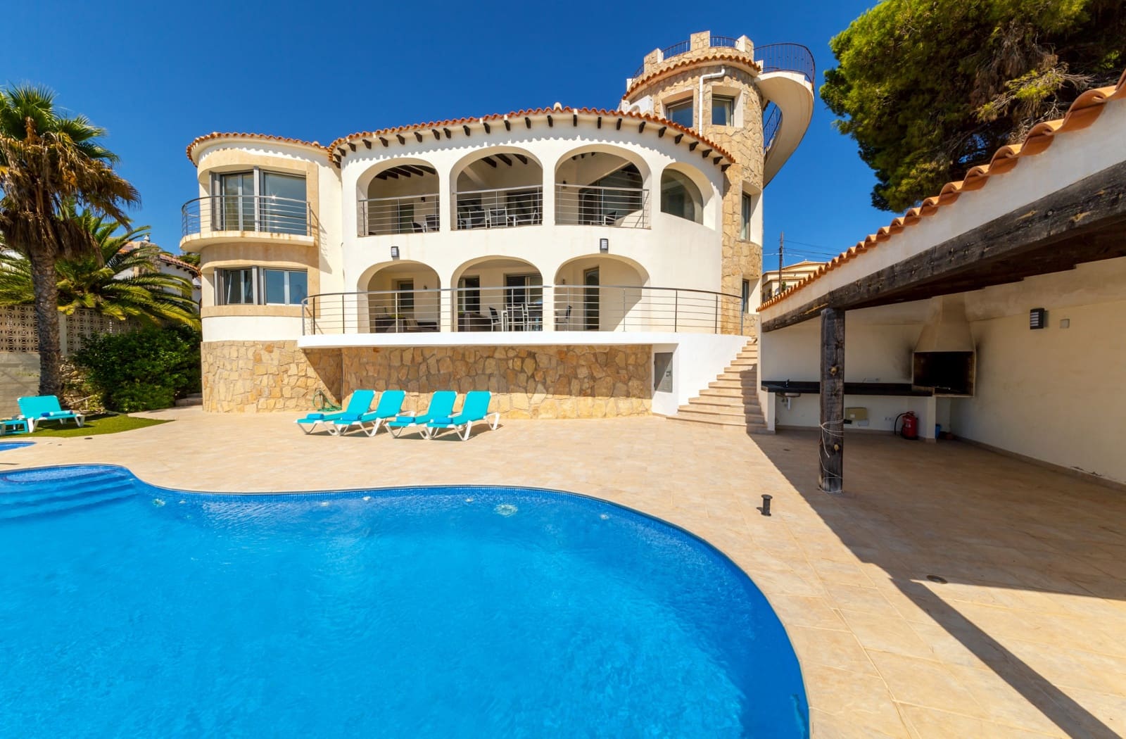 6 soveværelse Villa til salg i Javea / Xabia med swimmingpool - € 2.250.000 (Ref: 9425331)
