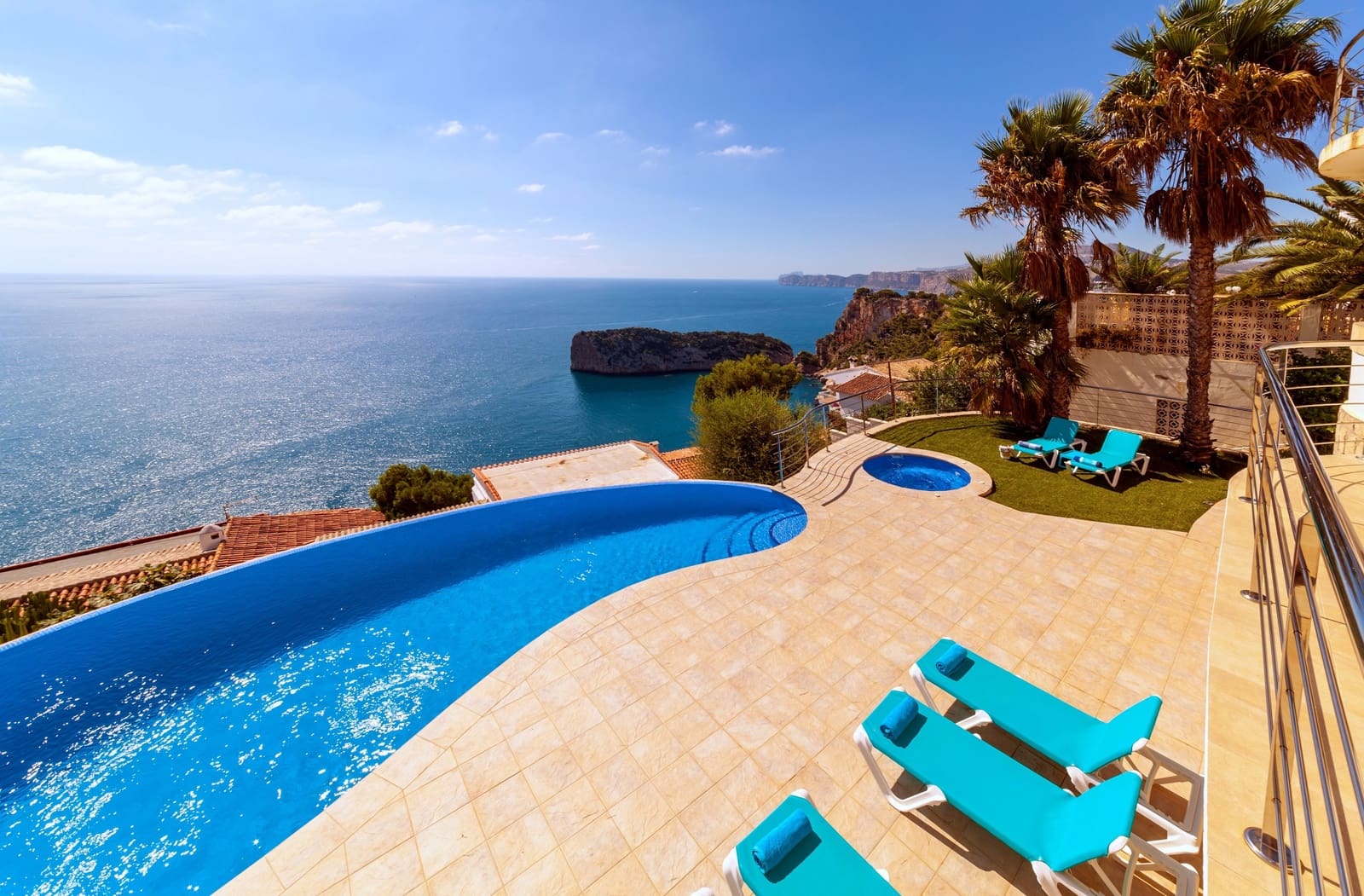 6 soveværelse Villa til salg i Javea / Xabia med swimmingpool - € 2.250.000 (Ref: 9425331)