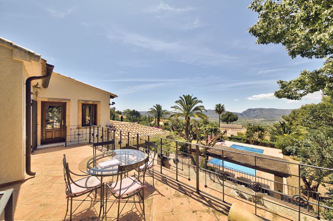 5 bedroom Villa for sale in Javea / Xabia with pool garage - € 1,395,000 (Ref: 9532522)