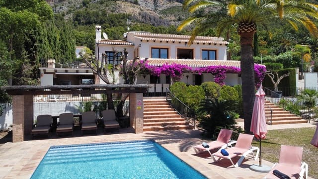 5 soveværelse Villa til salg i Javea / Xàbia med swimmingpool - € 1.395.000 (Ref: 9532522)