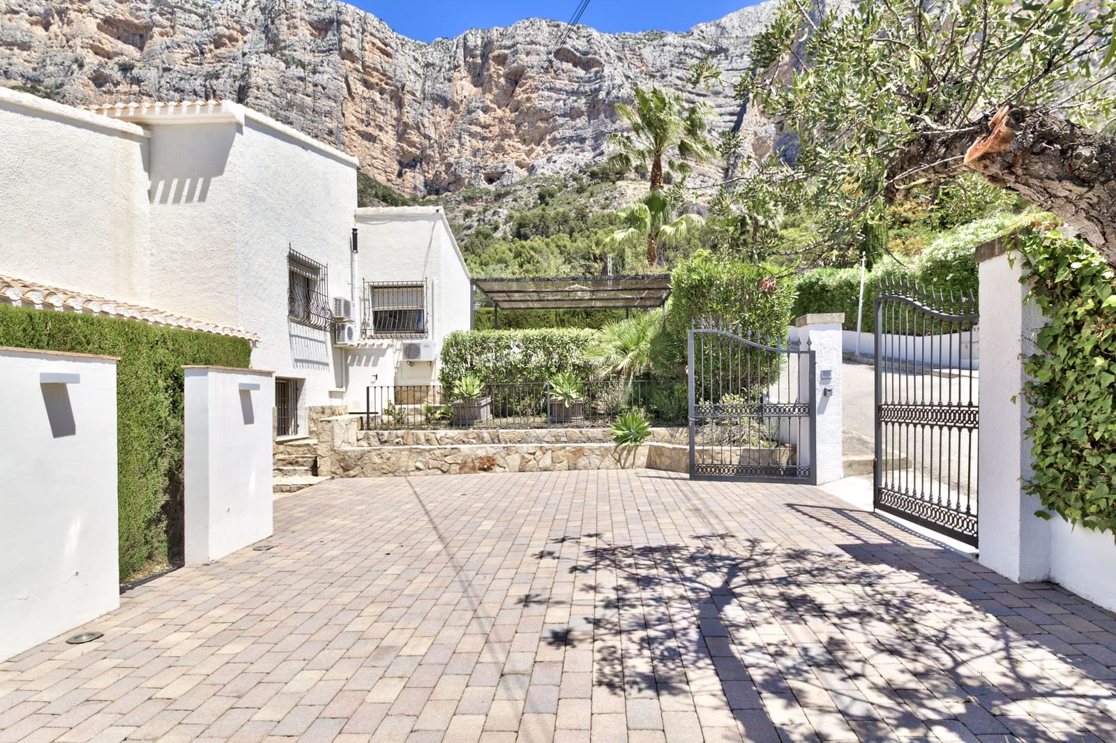 Chalet de 5 habitaciones en Javea / Xàbia en venta con piscina - 1.250.000 € (Ref: 9532522)