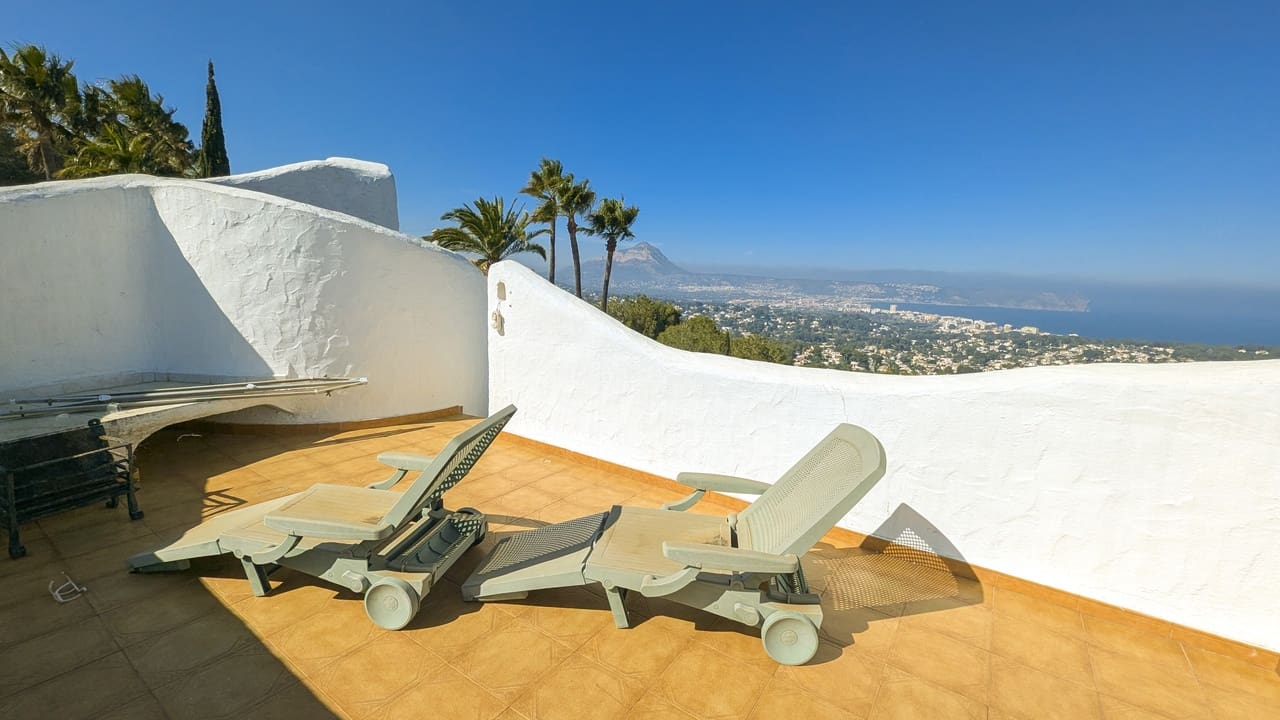 5 bedroom Villa for sale in Javea / Xabia with pool garage - € 970,000 (Ref: 9650982)