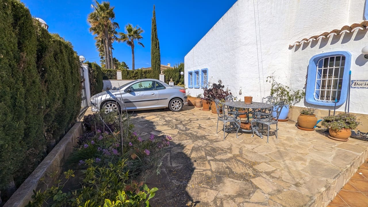 5 bedroom Villa for sale in Javea / Xabia with pool garage - € 970,000 (Ref: 9650982)
