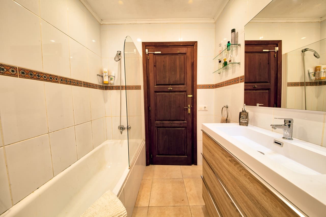 4 sypialnia Willa na sprzedaż w Javea / Xabia z basenem garażem - 795 000 € (Ref: 9715381)