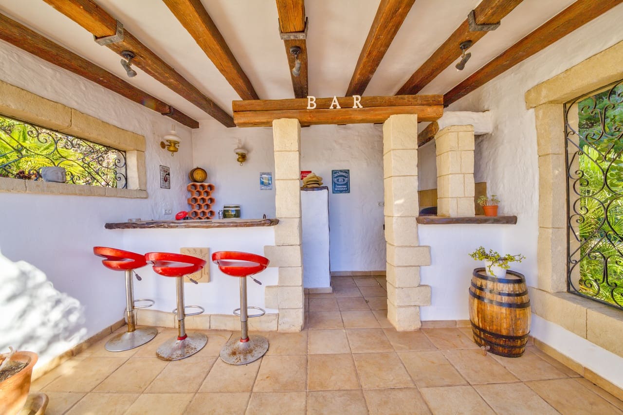 4 sypialnia Willa na sprzedaż w Javea / Xabia z basenem garażem - 795 000 € (Ref: 9715381)