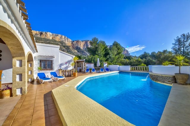 4 sypialnia Willa na sprzedaż w Javea / Xàbia z basenem garażem - 795 000 € (Ref: 9715381)
