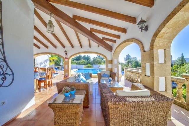 4 sypialnia Willa na sprzedaż w Javea / Xàbia z basenem garażem - 795 000 € (Ref: 9715381)