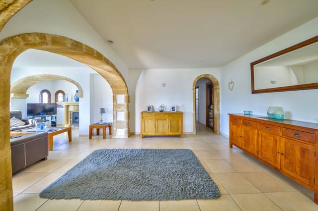 4 bedroom Villa for sale in Javea / Xàbia with pool - € 795,000 (Ref: 9715381)