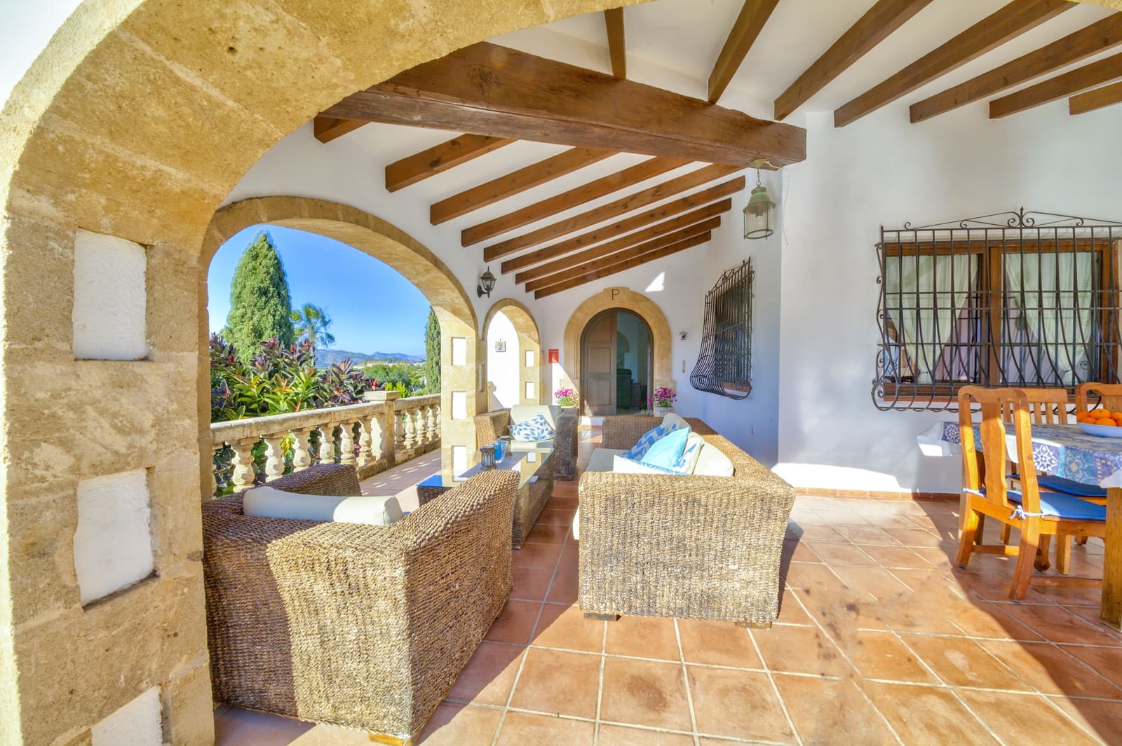 Chalet de 4 habitaciones en Javea / Xàbia en venta con piscina - 749.000 € (Ref: 9715381)