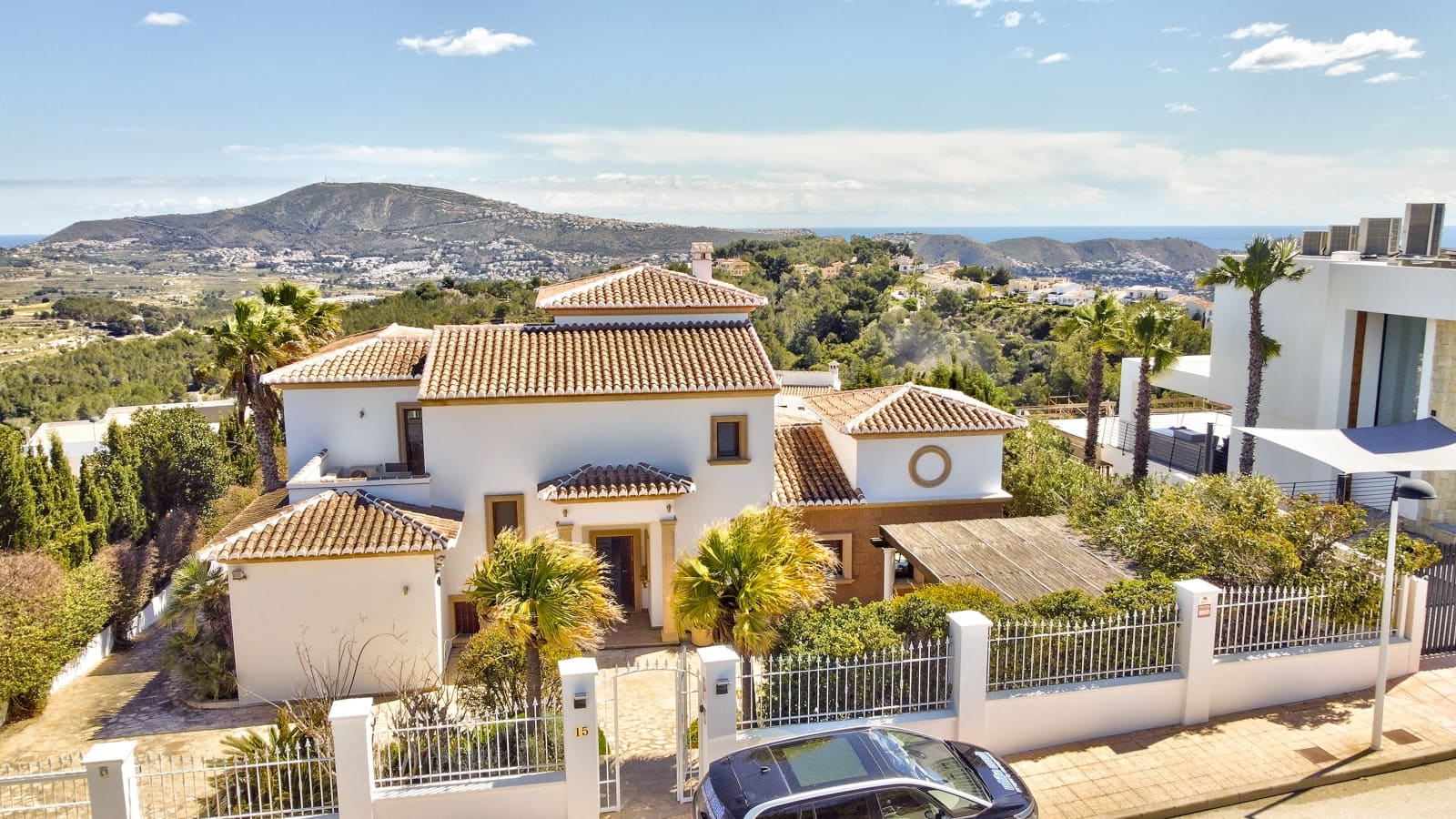 4 slaapkamer Villa te koop in Moraira met zwembad garage - € 1.400.000 (Ref: 9899827)