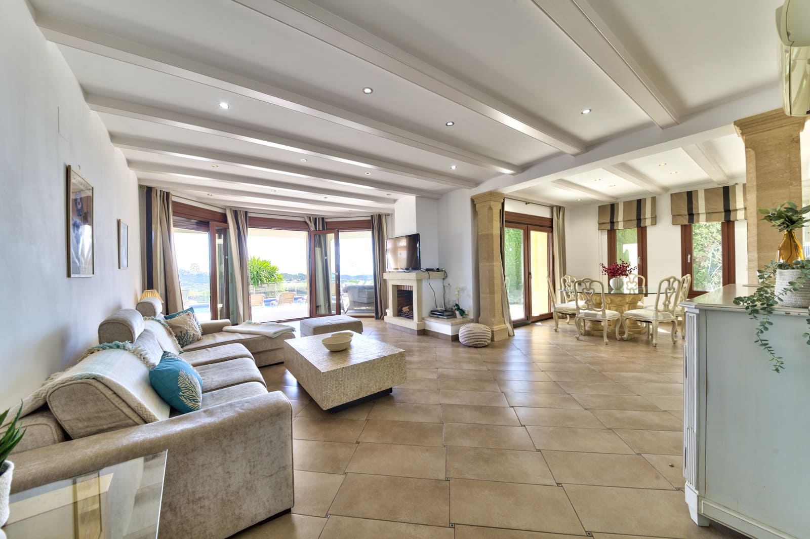 4 slaapkamer Villa te koop in Moraira met zwembad garage - € 1.400.000 (Ref: 9899827)