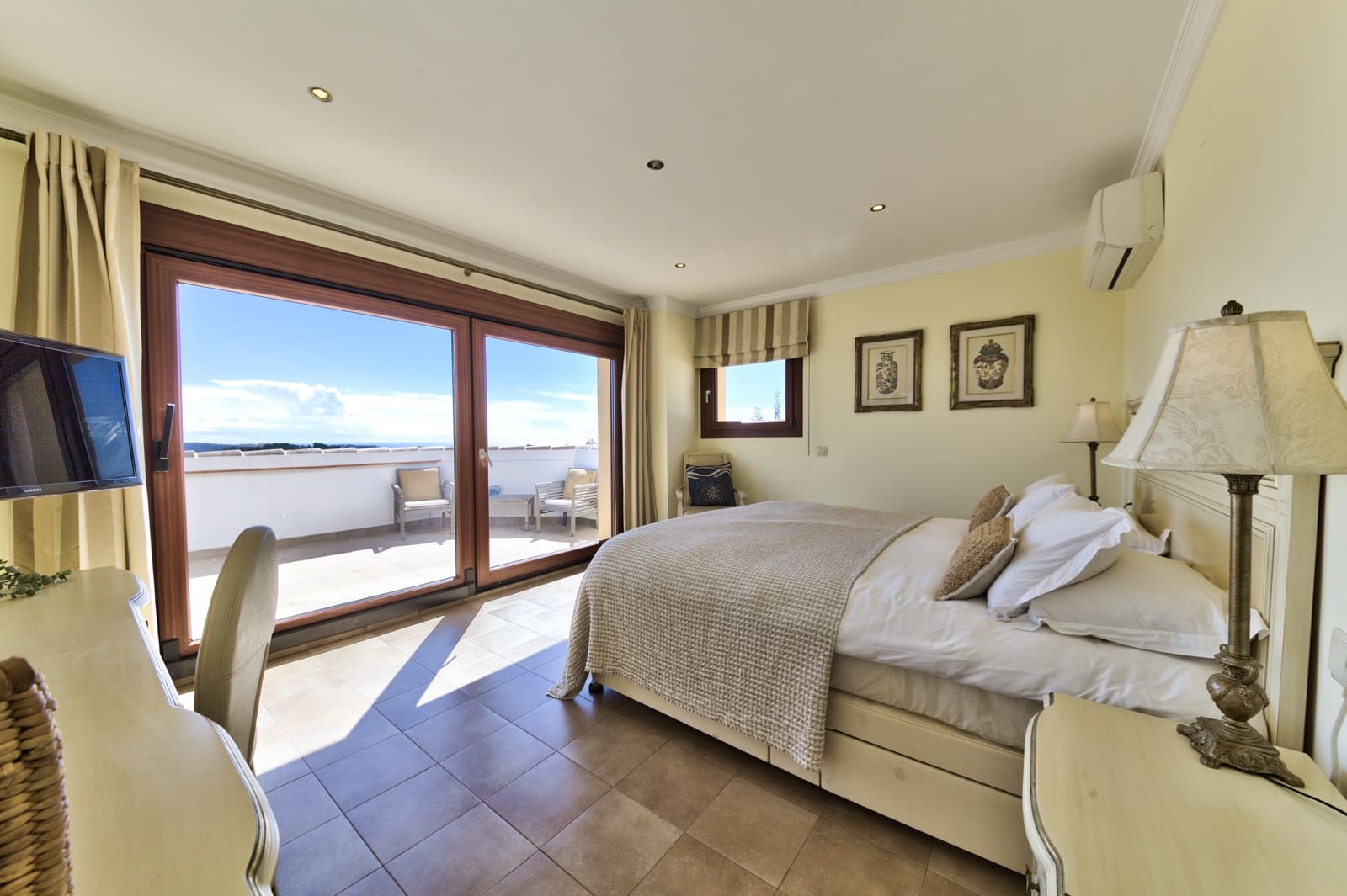 4 slaapkamer Villa te koop in Moraira met zwembad garage - € 1.400.000 (Ref: 9899827)