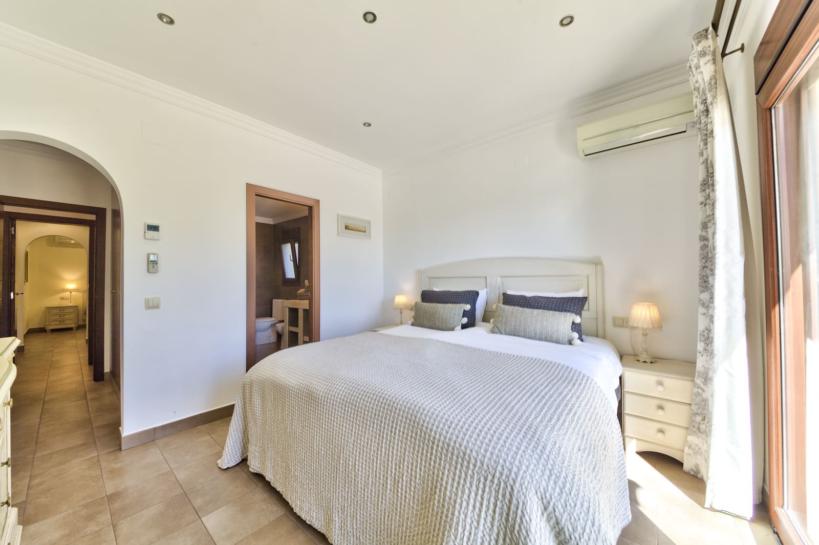 4 slaapkamer Villa te koop in Moraira met zwembad garage - € 1.400.000 (Ref: 9899827)