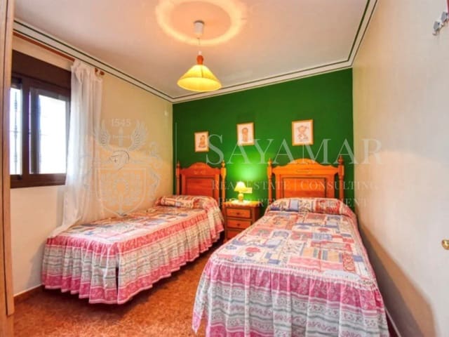 3 sovrum Hus till salu i Sayalonga - 150 000 € (Ref: 8665771)