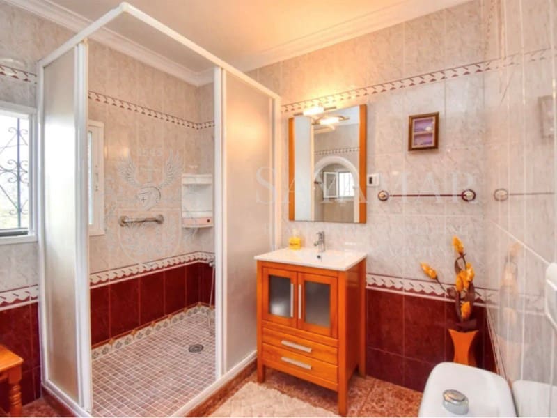 3 soveværelse Byhus til salg i Sayalonga - € 150.000 (Ref: 8665771)