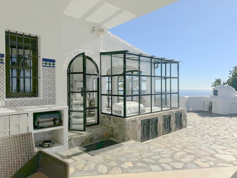 3 soveværelse Villa til salg i Sayalonga - € 1.250.000 (Ref: 8665787)