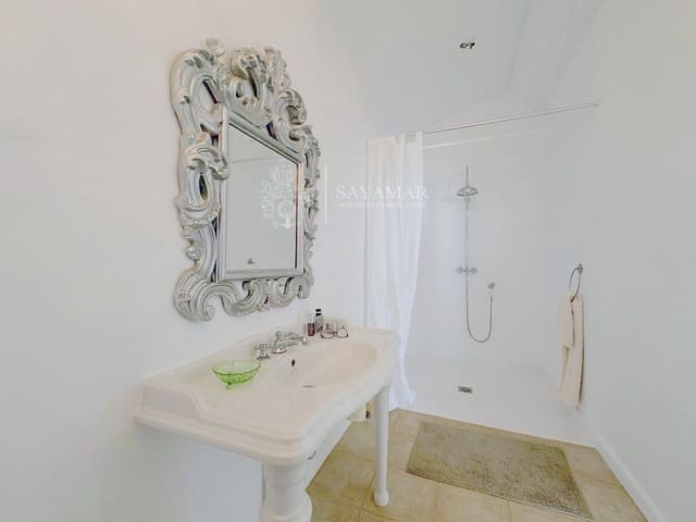 3 sovrum Villa till salu i Sayalonga - 1 250 000 € (Ref: 8665787)