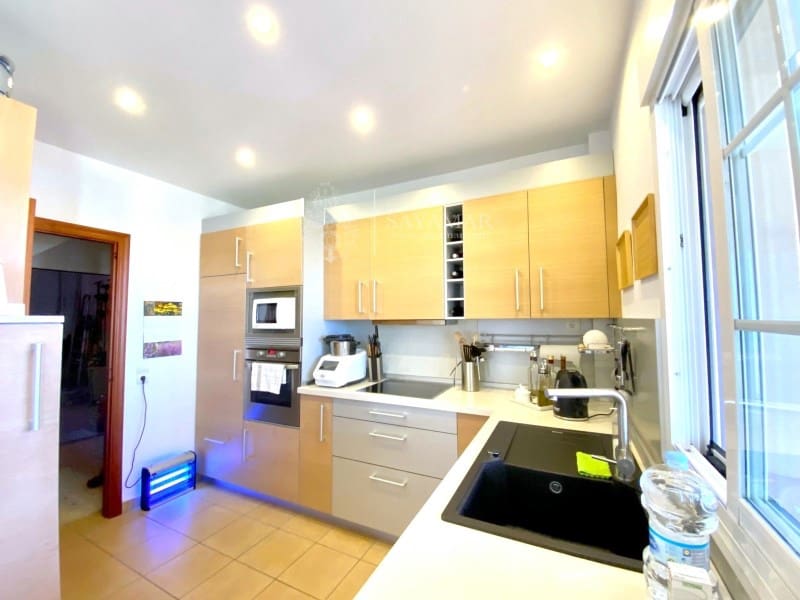 3 sovrum Villa till salu i Sayalonga med garage - 740 000 € (Ref: 8665788)