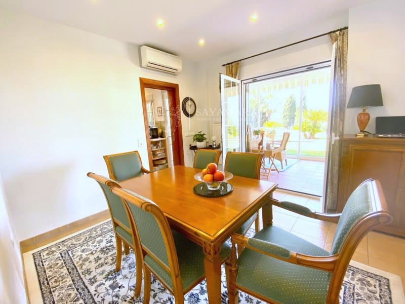 3 sovrum Villa till salu i Sayalonga med garage - 740 000 € (Ref: 8665788)