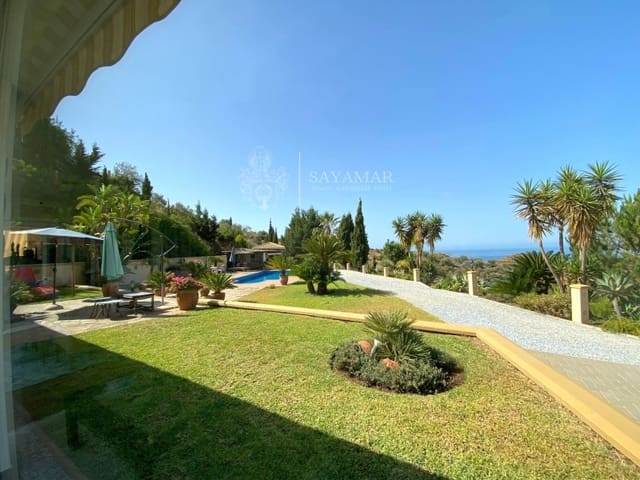 3 bedroom Villa for sale in Sayalonga with garage - € 740,000 (Ref: 8665788)