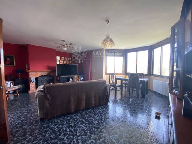 3 sovrum Villa till salu i Sayalonga - 234 000 € (Ref: 8665798)